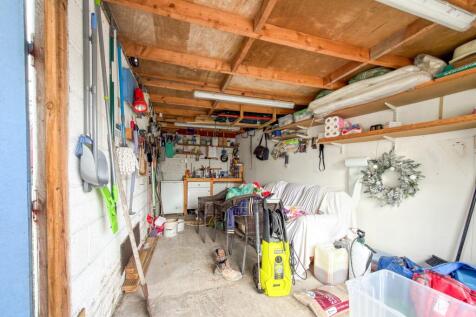 Call 02920 454555 to secure your viewing_19