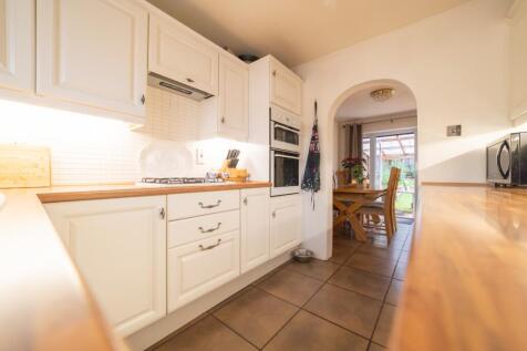 Call 02920 454555 to secure your viewing_21