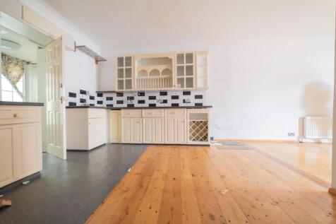 Call 02920 454555 to secure your viewing_6