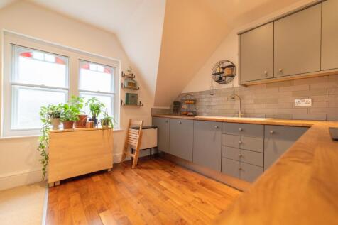 Award-winning Media team on EVERY Listing_10