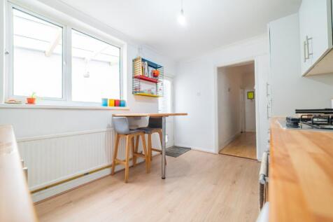 Award-winning Media team on EVERY Listing_10