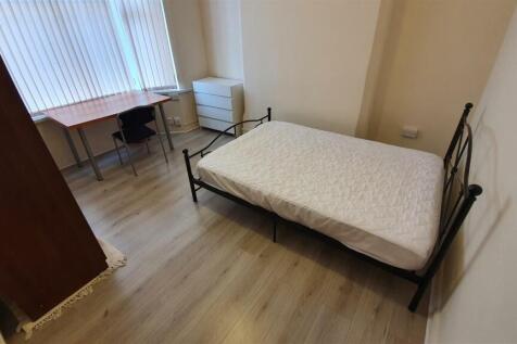 3-Bedroom-GroundFloor-Front.jpg