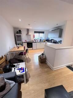 Kitchen (2).jpg