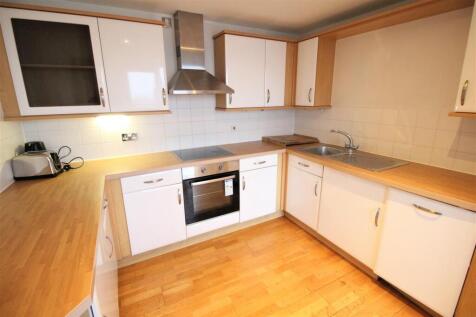 kitchen 2.JPG
