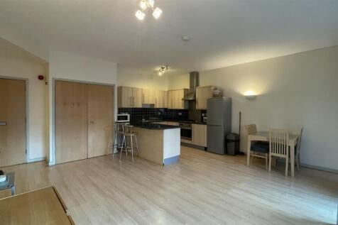 Living / Dining / Kitchen
