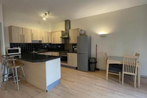 Living / Dining / Kitchen