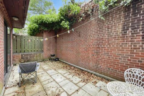 Private Courtyard
