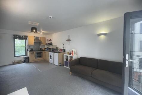 Kitchen / Living Room