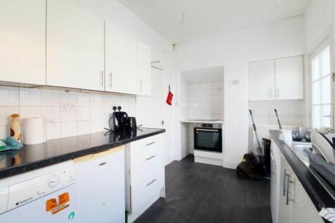 Kitchen 2.jpg