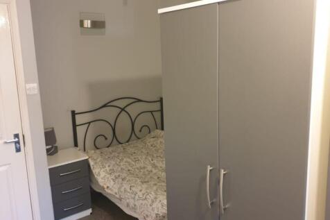 24 woodside road 2.jpeg