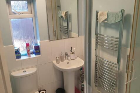 24 woodside road 6.jpeg