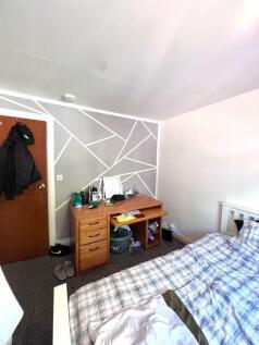 Bedroom Two (3).jpg