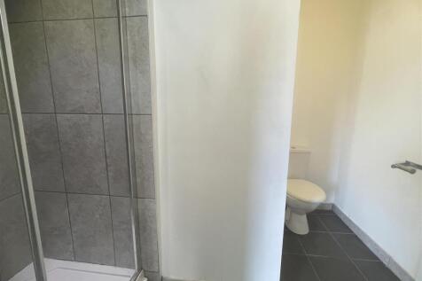 Bedroom Six En-Suite