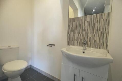 Bedroom Six En-Suite