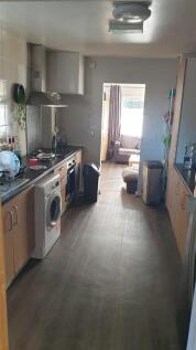 3a Oundle Drive 1.jpeg