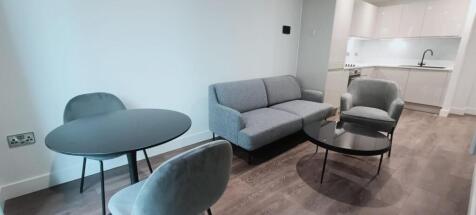 WhatsApp Image 2025-10-16 at 18.06.05 (2).jpeg