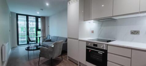 WhatsApp Image 2025-10-16 at 18.06.04 (3).jpeg