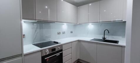 WhatsApp Image 2025-10-16 at 18.06.04 (4).jpeg