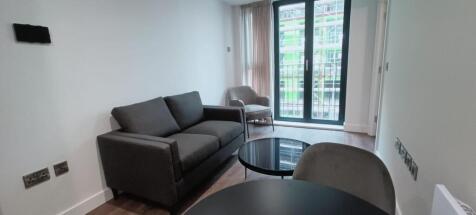 WhatsApp Image 2025-10-16 at 18.04.19 (2).jpeg