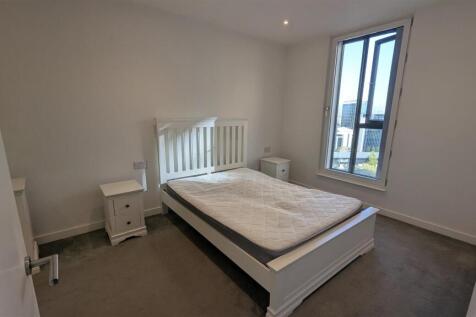 PXL_20250409_162359008