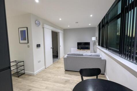 PXL_20250305_181050025