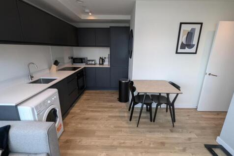 PXL_20240708_131713587.RAW-01.COVER