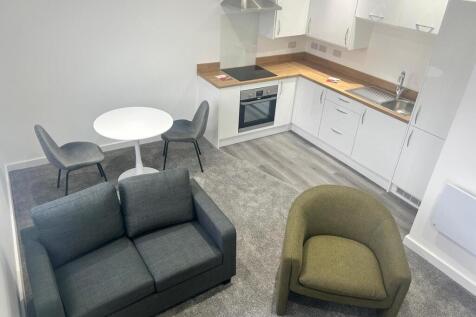 WhatsApp Image 2025-11-13 at 15.45.51 (2).jpeg