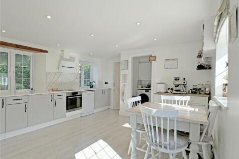 Kit/Breakfast Room
