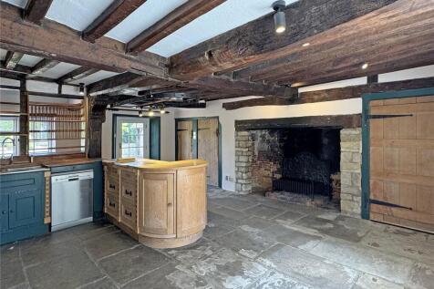 Kit/Breakfast Room