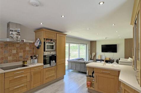 Kitchen To Sitting