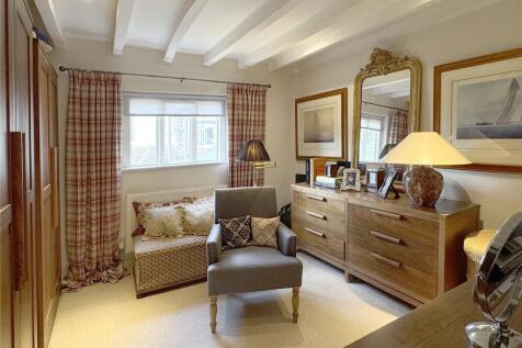 Dressing/Bedroom 3