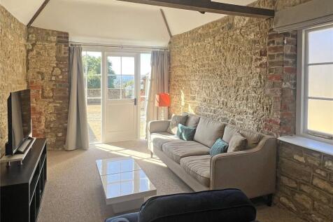 Sitting Room/Tv Area