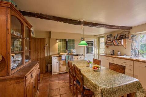 Dining/Kitchen