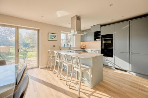 Kitchen/Dining