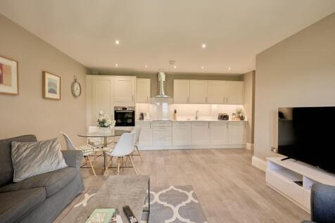 Kitchen/Living Area