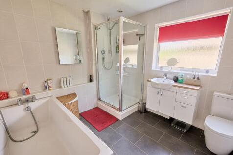 Ground Floor Bathroom