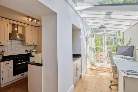 Kitchen/Study/Breakfast
