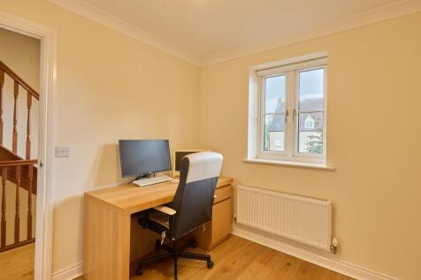 First Floor Bedroom/Study