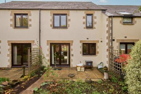 Rear Private Patio Area