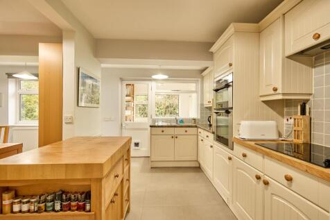 Kitchen/Breakfsat/Dining Room