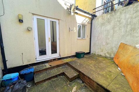 Rear Communal Garden