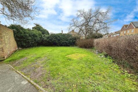 Front Garden Space