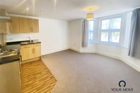 Open Lounge Kitchen