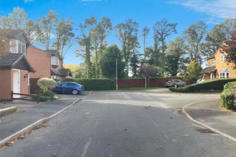 Lindisfarne Drive