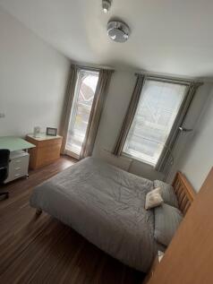 room 3 windows