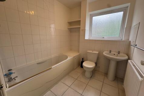 MAYFORD - BATHROOM