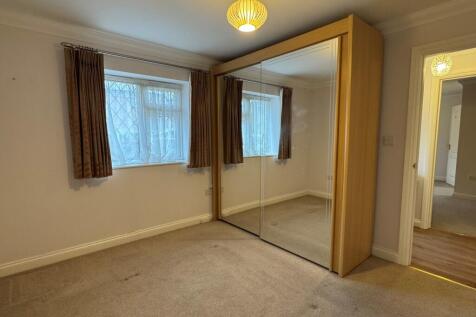 64 PHYLDON - BEDROO 2