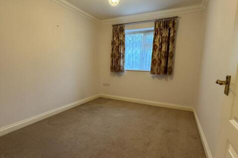 64 PHYLDON - BED 3