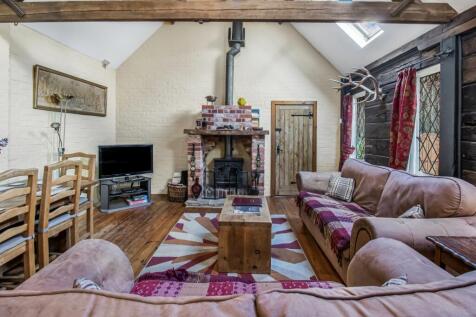 lounge with fireplace