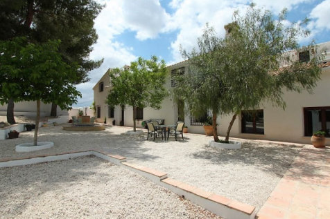 7 Bedroom Finca For Sale-CARA01-24